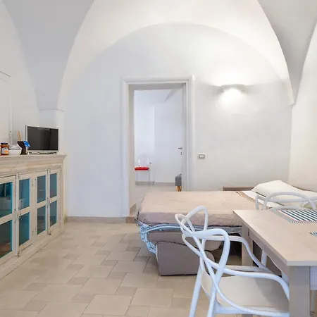 Arco Antelmy Сasa de vacaciones