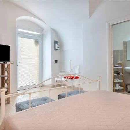 Arco Antelmy بيت للعطل سيغلي ميسابيكا